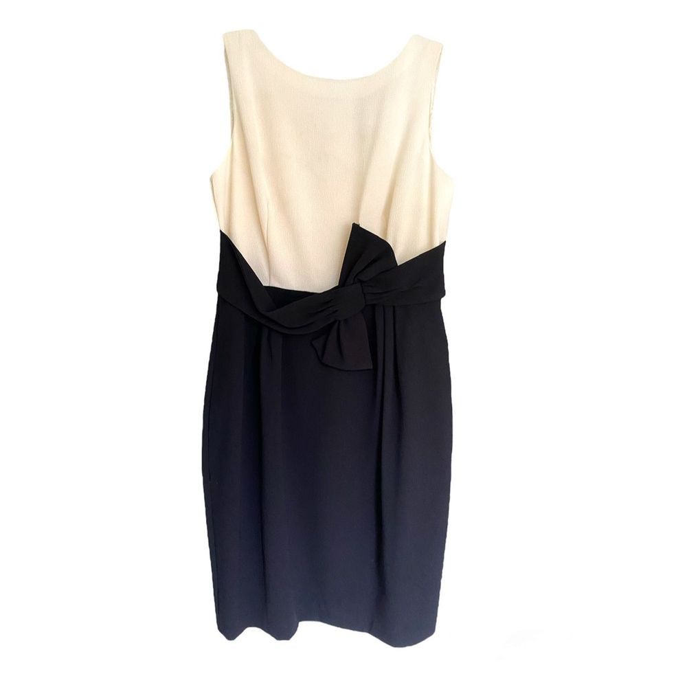 Sandra Darren Black and White Sleeveless Dress Size 12